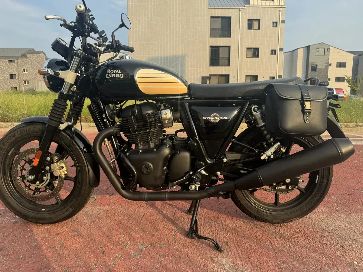 급처) 메뉴얼 바이크 로얄엔필드 인터셉터650cc 3500km